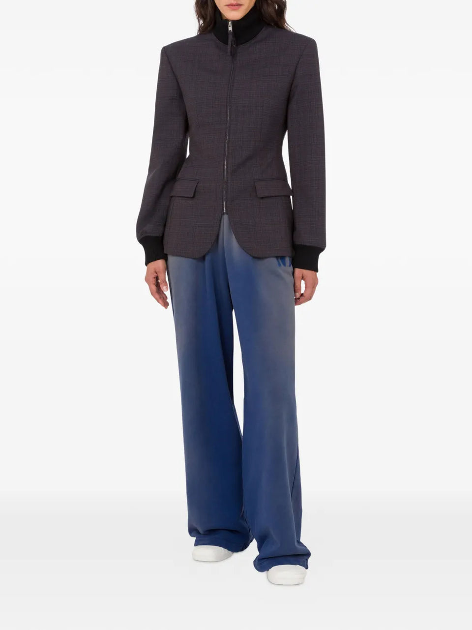 checked-pattern zip-up coat