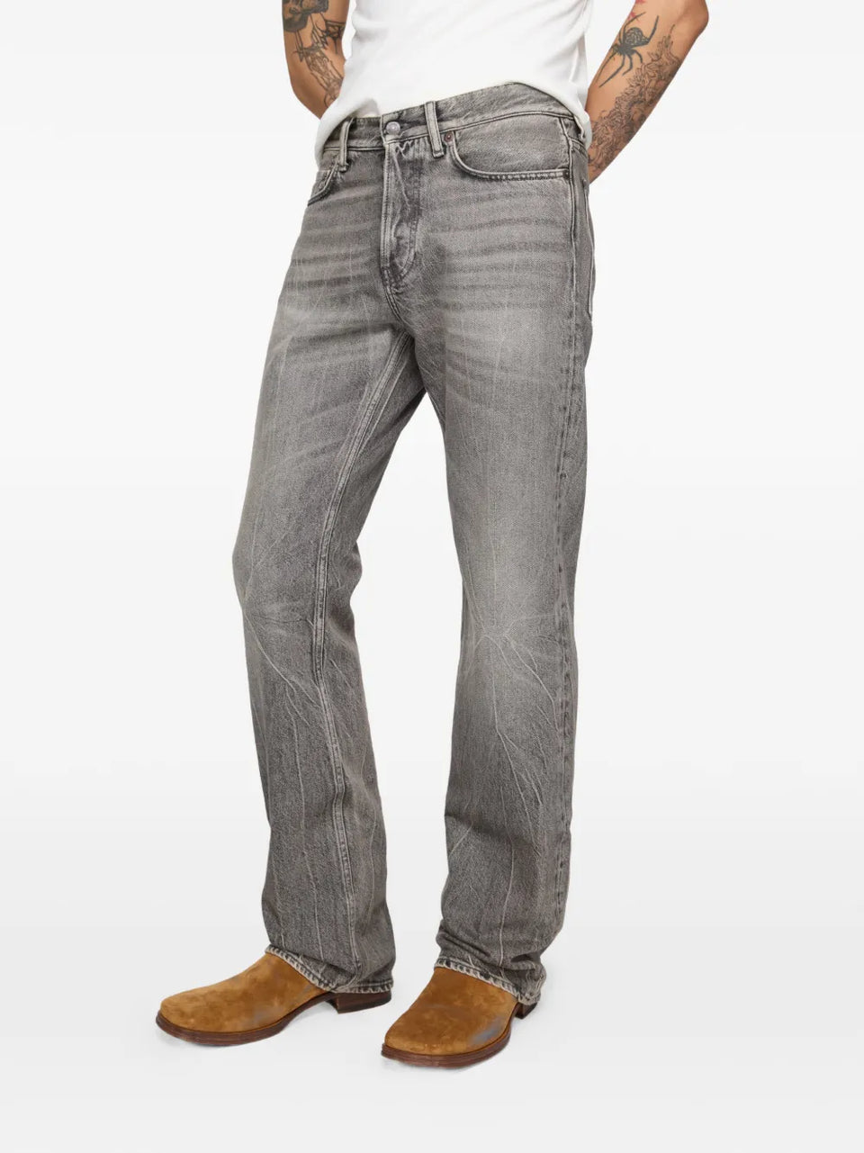 2010M distressed jeans