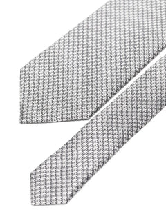 patterned tie