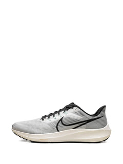 Air Zoom Pegasus 39 road running sneakers