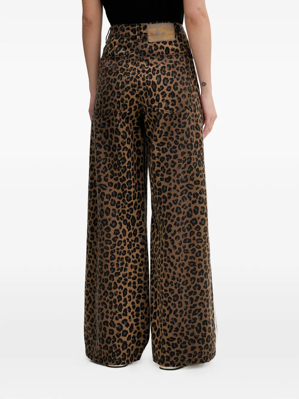 leopard-print striped jeans