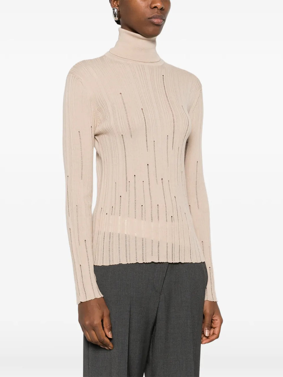roll-neck seater