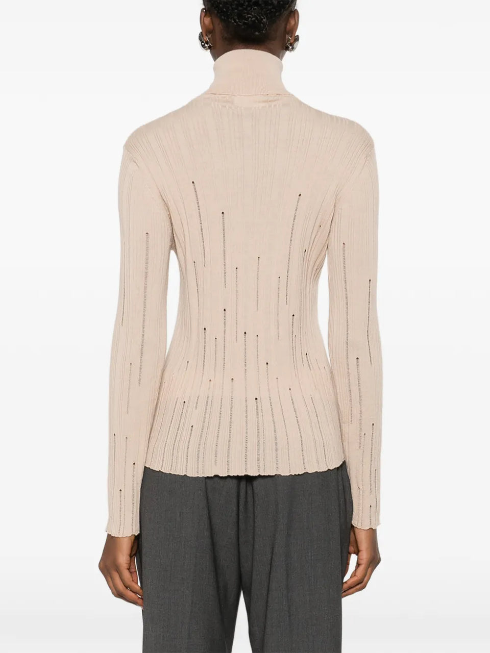 roll-neck seater