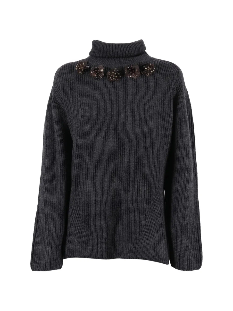 roll-neck seater