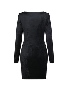 sweetheart-neck dress