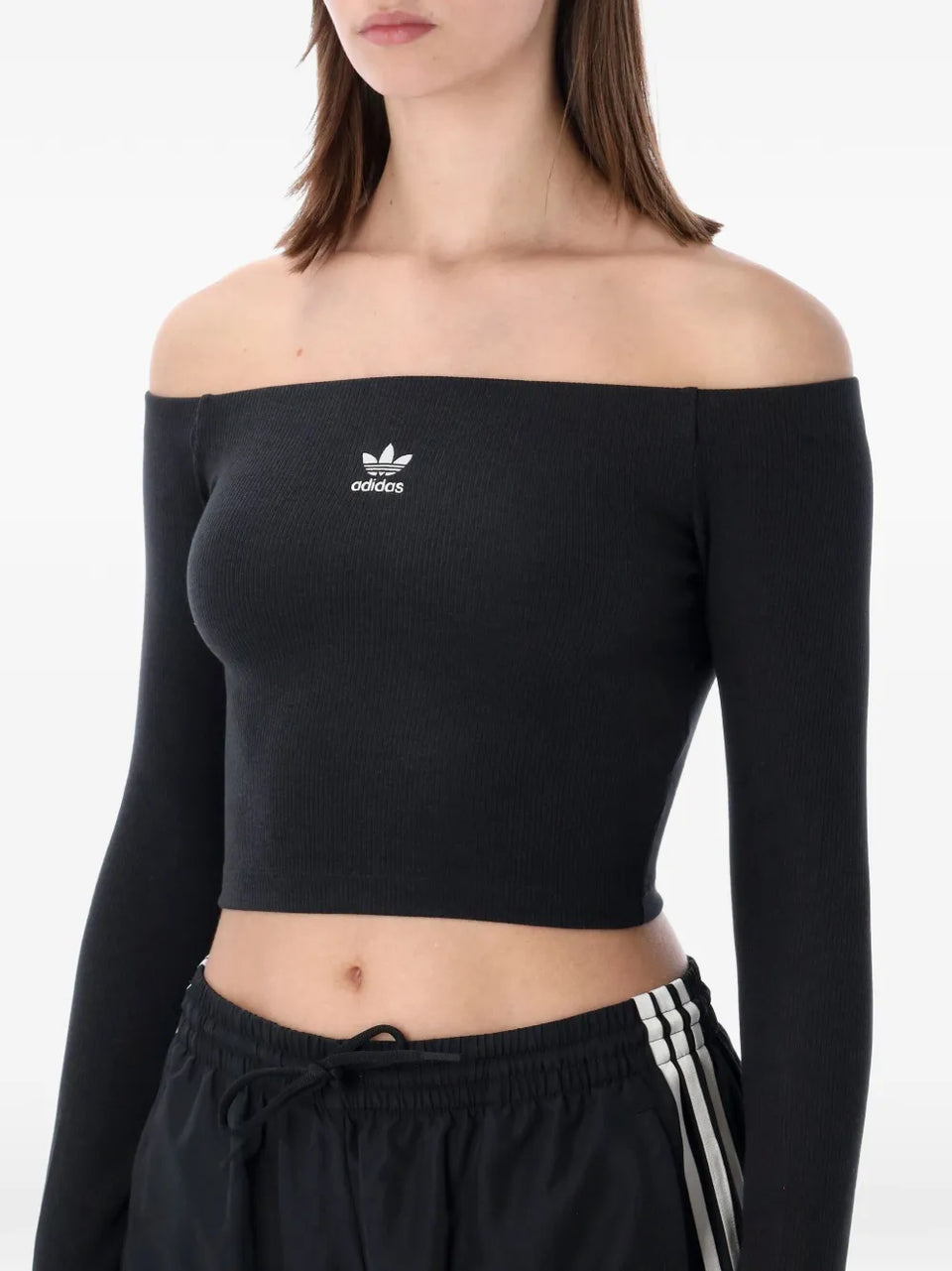 off-shoulder long-sleeve T-Shirt