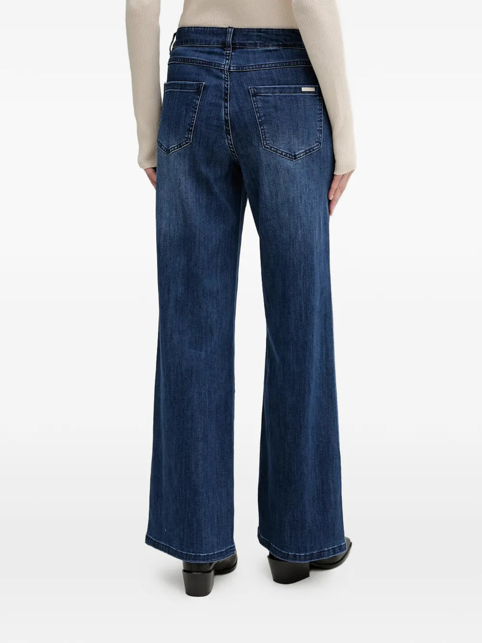 Wide-leg denim jeans