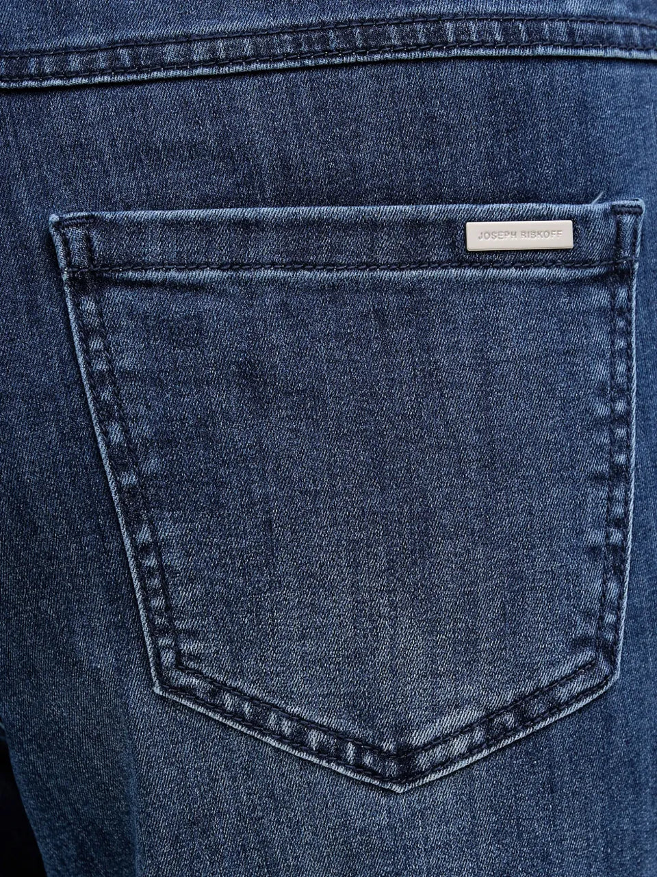 Wide-leg denim jeans