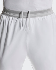 On 5" Performance 2/1 Shorts White Glacier