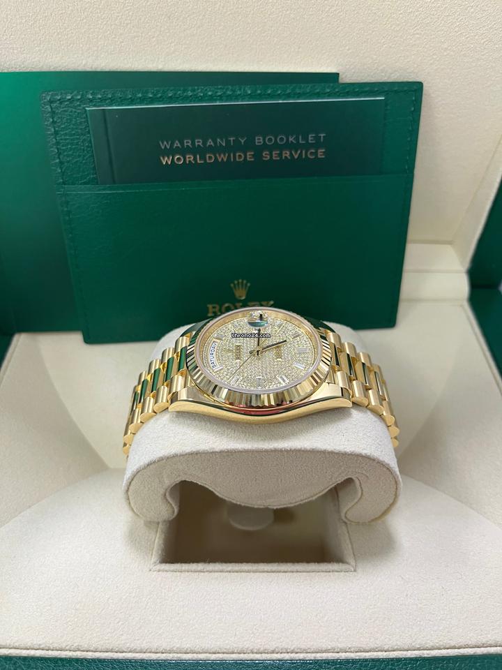 Rolex | Day-Date | 228238 | Yellow gold | Yellow gold | Automatic