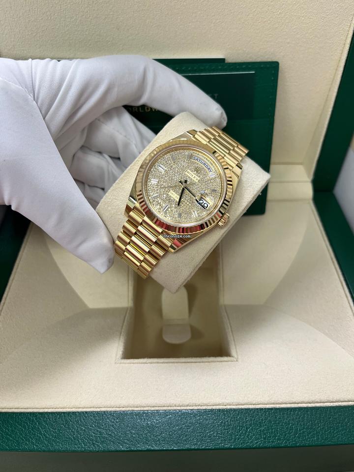 Rolex | Day-Date | 228238 | Yellow gold | Yellow gold | Automatic