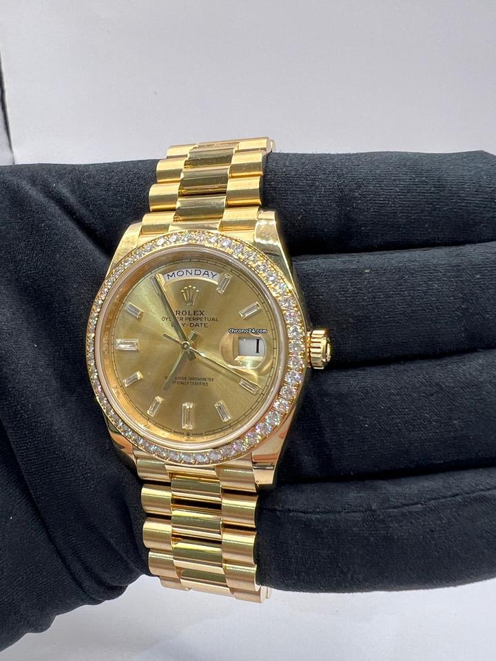 Rolex | Day-Date | 228348RBR | Yellow gold | 40 x 48 mm | Yellow gold | Gold | Automatic