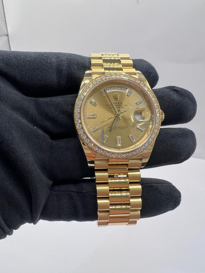 Rolex | Day-Date | 228348RBR | Yellow gold | 40 x 48 mm | Yellow gold | Gold | Automatic