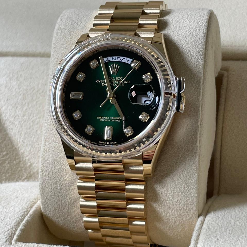 Rolex | Day-Date | 128238-0069 Unworn Green Ombré Diamond Dial | Yellow gold | 36 x 43 mm | Yellow gold | Green | Manual winding