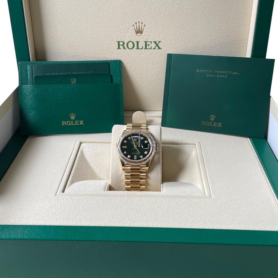Rolex | Day-Date | 128238-0069 Unworn Green Ombré Diamond Dial | Yellow gold | 36 x 43 mm | Yellow gold | Green | Manual winding