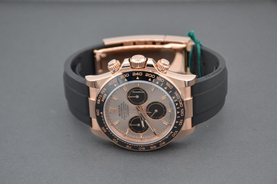 Rolex | Daytona | 126515LN | Rose gold | 40 mm | Rubber | Gold | Automatic