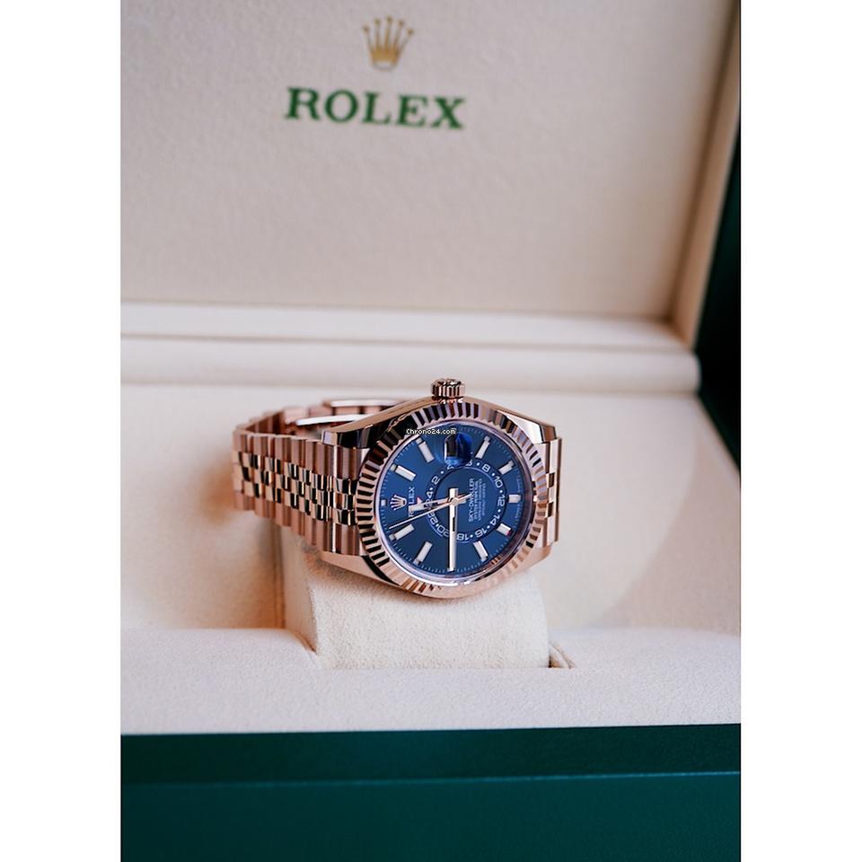 Rolex | Sky-Dweller | 336935-0005 | Rose gold | 42 mm | Rose gold | Blue | Automatic