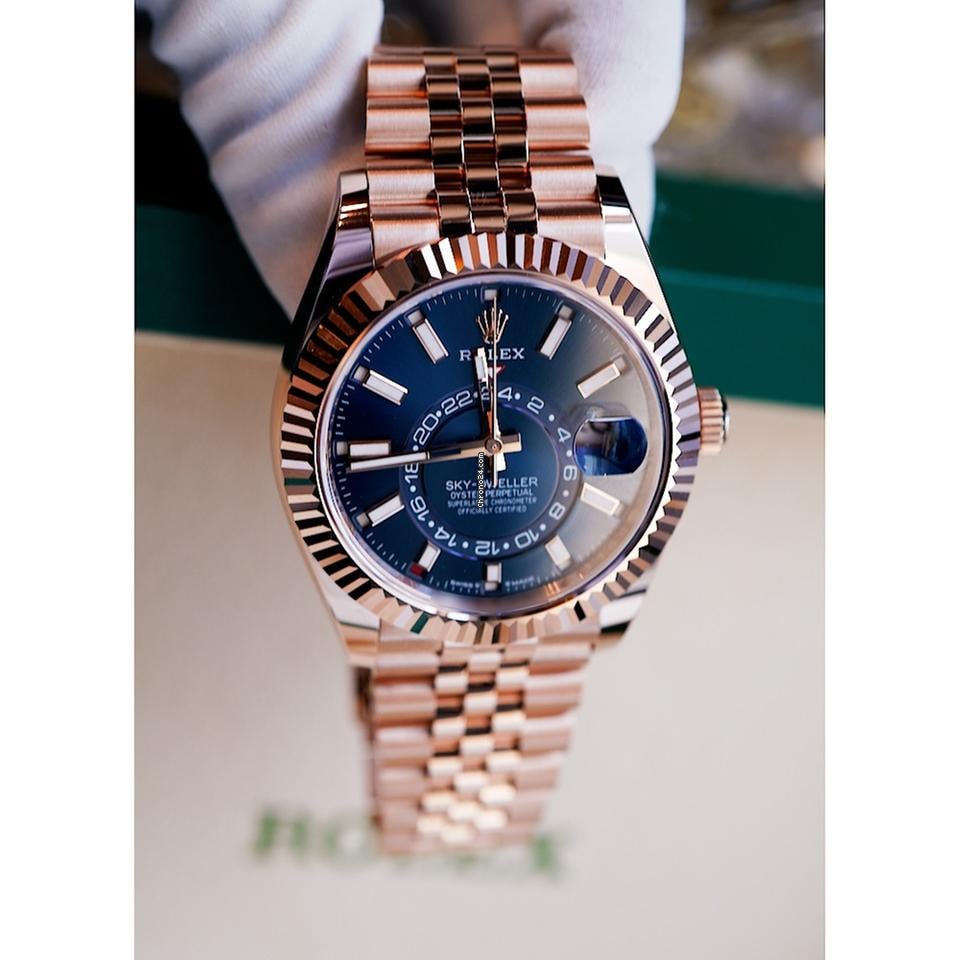 Rolex | Sky-Dweller | 336935-0005 | Rose gold | 42 mm | Rose gold | Blue | Automatic