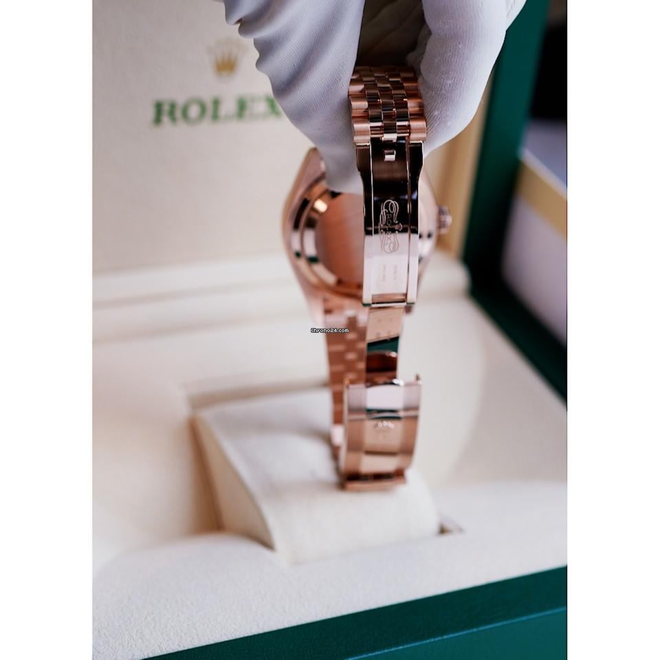 Rolex | Sky-Dweller | 336935-0005 | Rose gold | 42 mm | Rose gold | Blue | Automatic