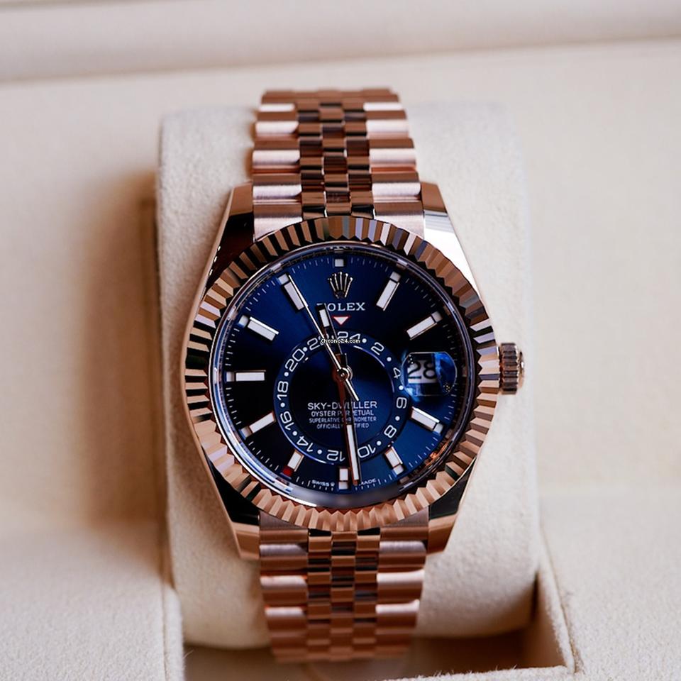 Rolex | Sky-Dweller | 336935-0005 | Rose gold | 42 mm | Rose gold | Blue | Automatic