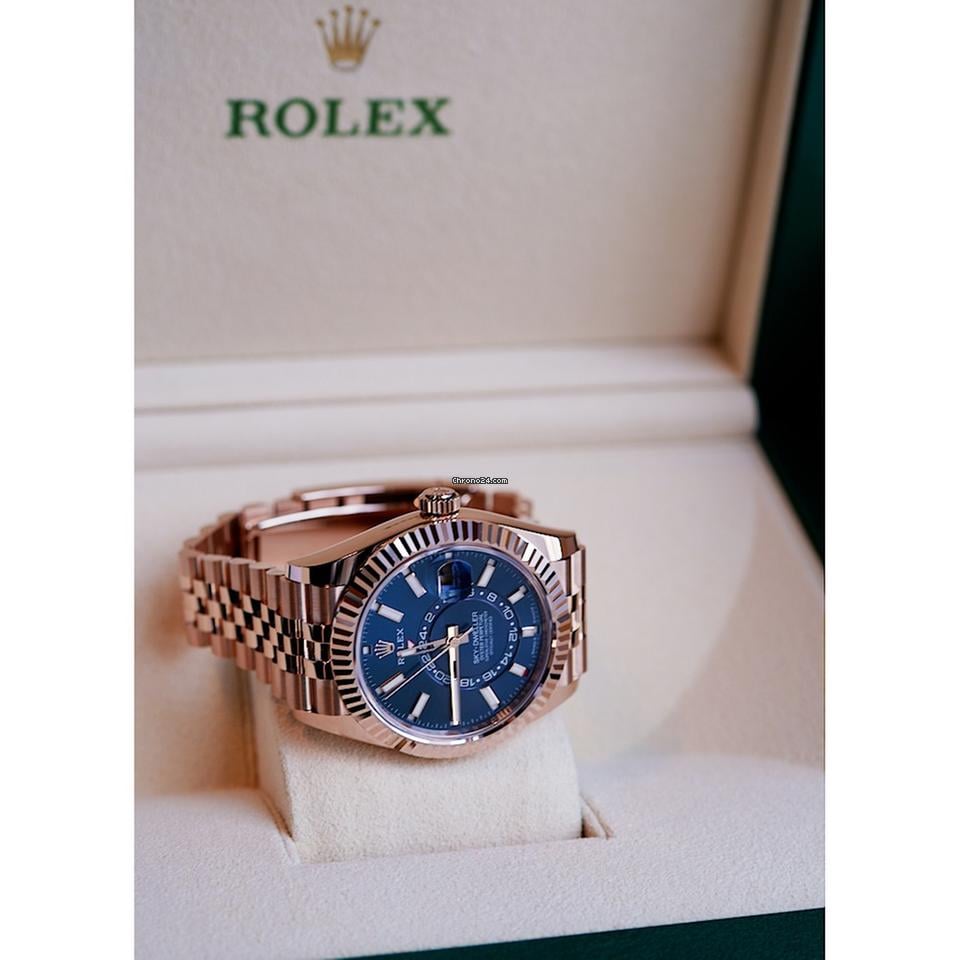 Rolex | Sky-Dweller | 336935-0005 | Rose gold | 42 mm | Rose gold | Blue | Automatic