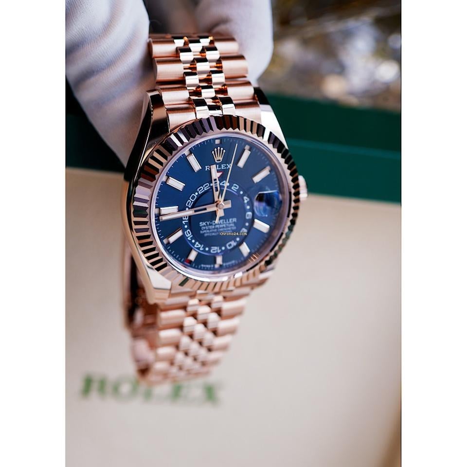 Rolex | Sky-Dweller | 336935-0005 | Rose gold | 42 mm | Rose gold | Blue | Automatic