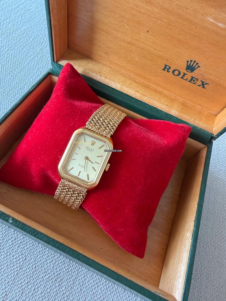 Rolex | Cellini | 4104 | Yellow gold | 23 mm | Yellow gold | Gold | Manual winding