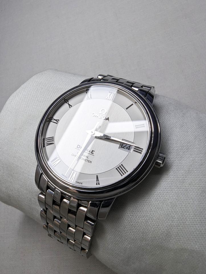 Omega De Ville