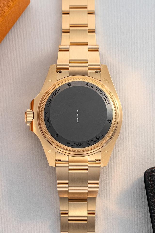 Rolex | Sea-Dweller | 136668LB | Yellow gold | 44 mm | Yellow gold | Blue | Automatic