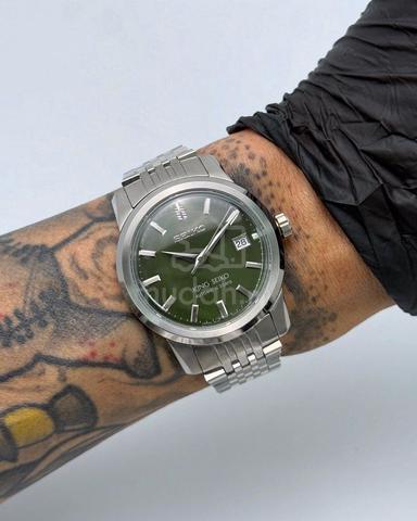 Seiko Skydweller Olive