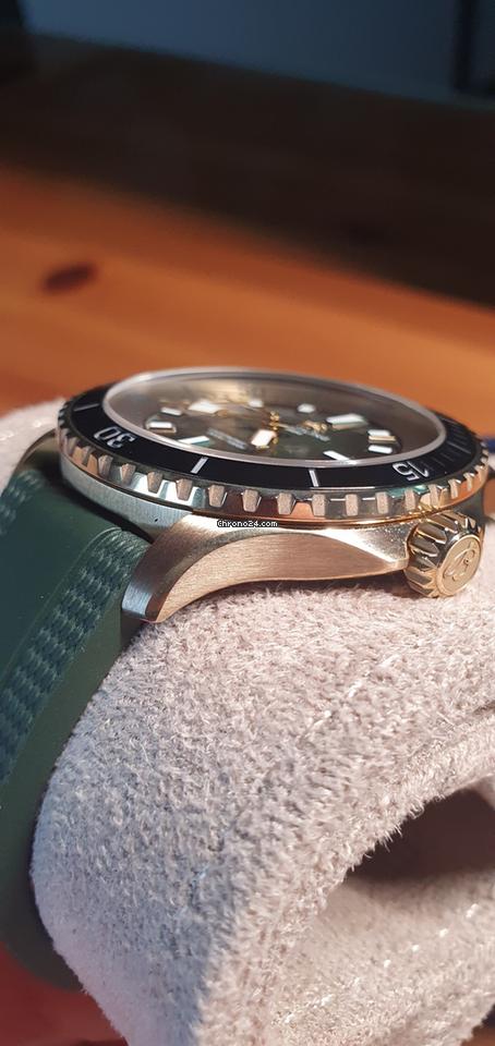 Breitling Superocean 42 Automatic 42
