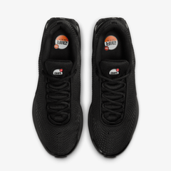 Nike AIR MAX DN { BLACK/BLACK-BLACK-MTLC DARK GREY