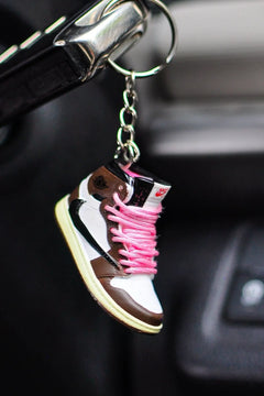 3D Sneaker Keychain Travis Mocha High