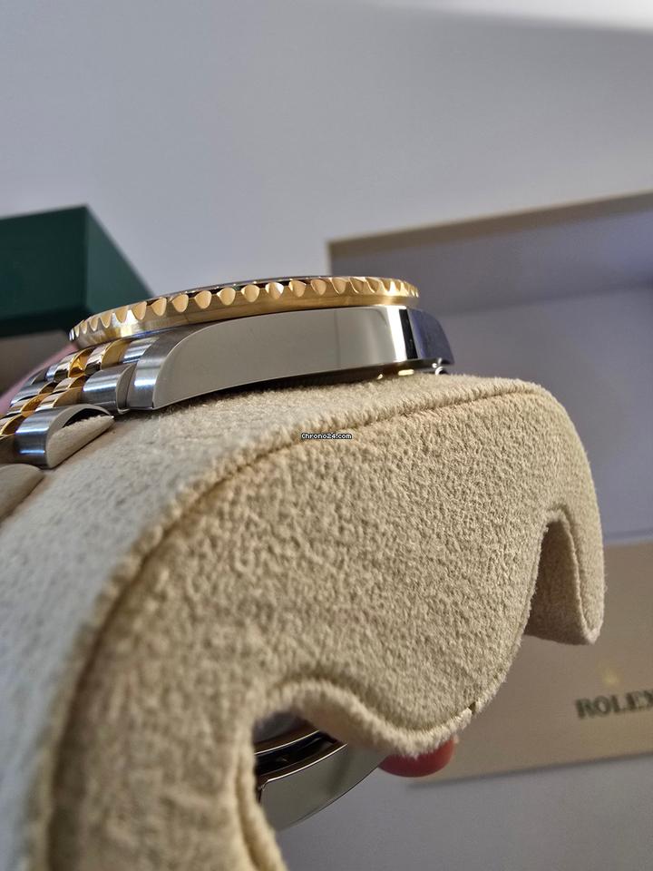 Rolex | GMT-Master II | 126713grnr | 40 mm | Gold/Steel | Automatic