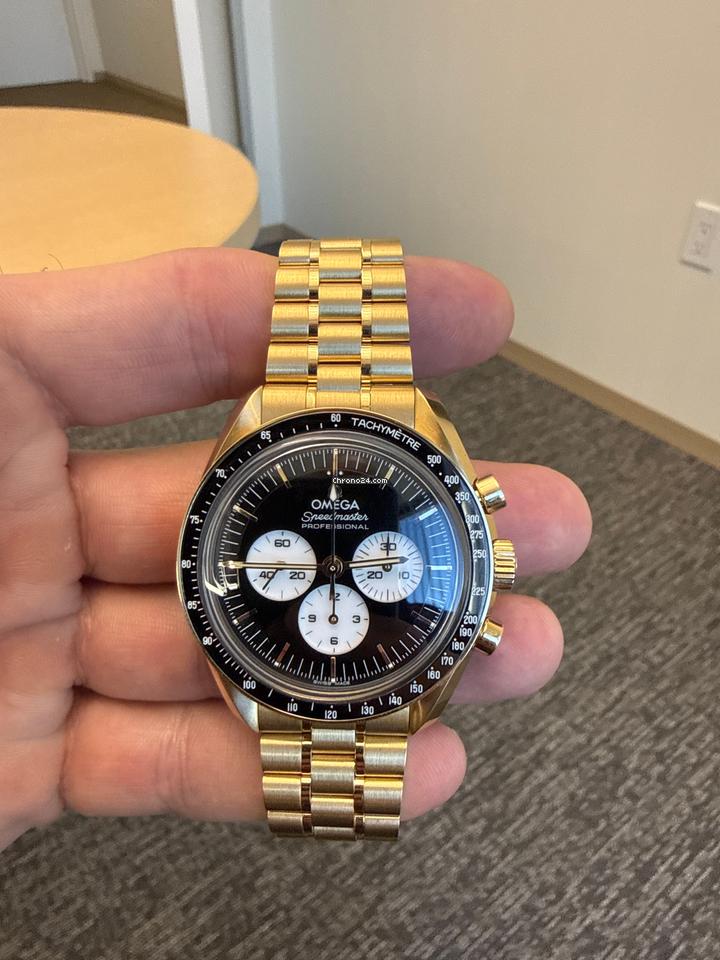 Omega Speedmaster Professional Moonwatch Reverse Panda