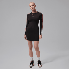 NIKE BROOKLYN LONG-SLEEVE DRESS { BLACK/ GYM RED/ SAIL