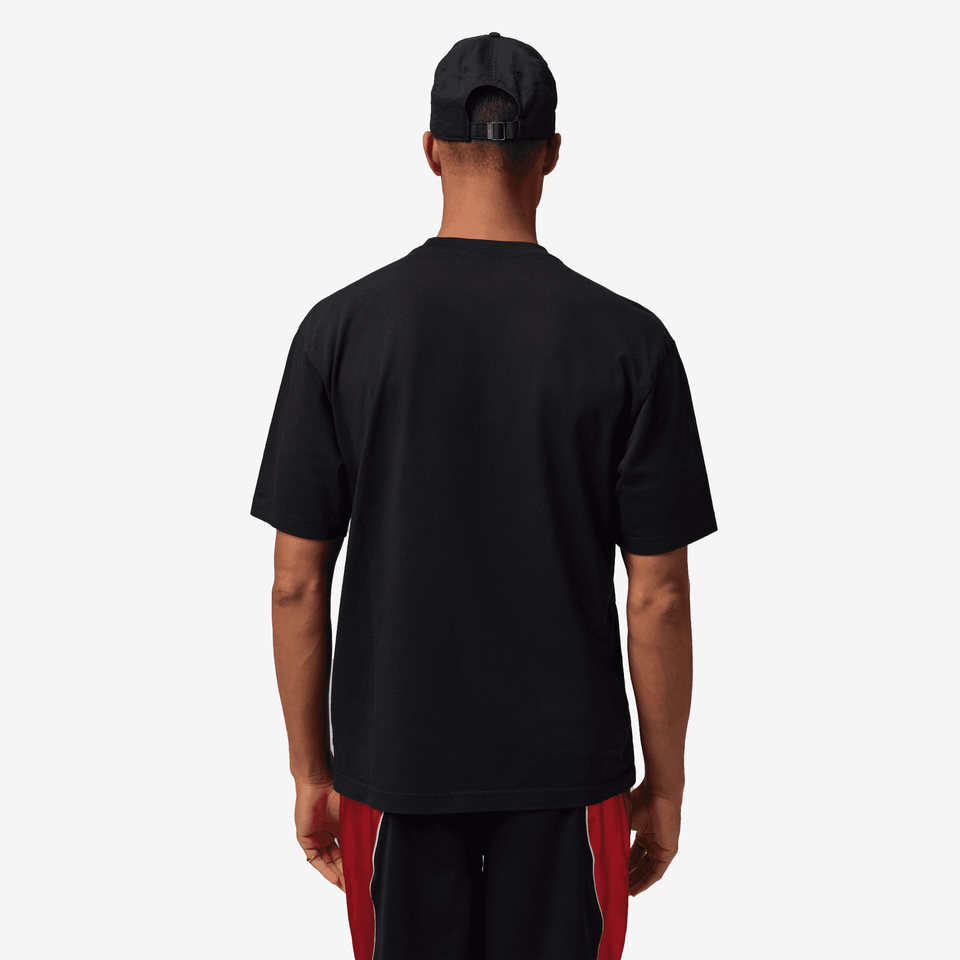JORDAN GRAPHIC T-SHIRT { BLACK