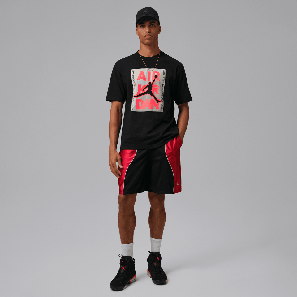 JORDAN GRAPHIC T-SHIRT { BLACK