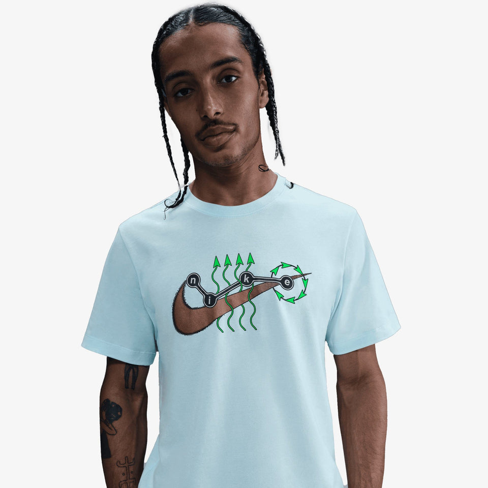 NIKE SPORTSWEAR T-SHIRT { GLACIER BLUE