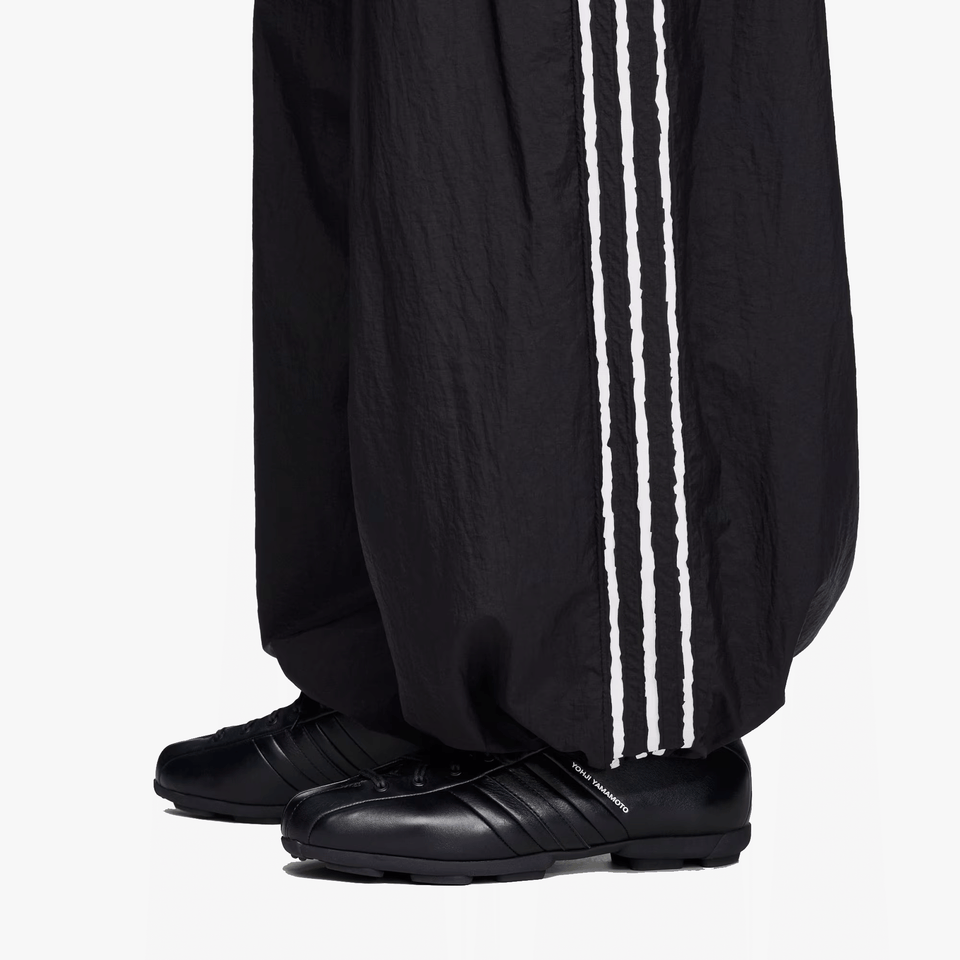 Y-3 RAW EDGE 3 STRIPES WIDE PANTS { BLACK