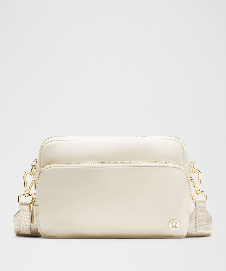 Lululemon Everywhere Crossbody 3L Large *Metal Hardware
