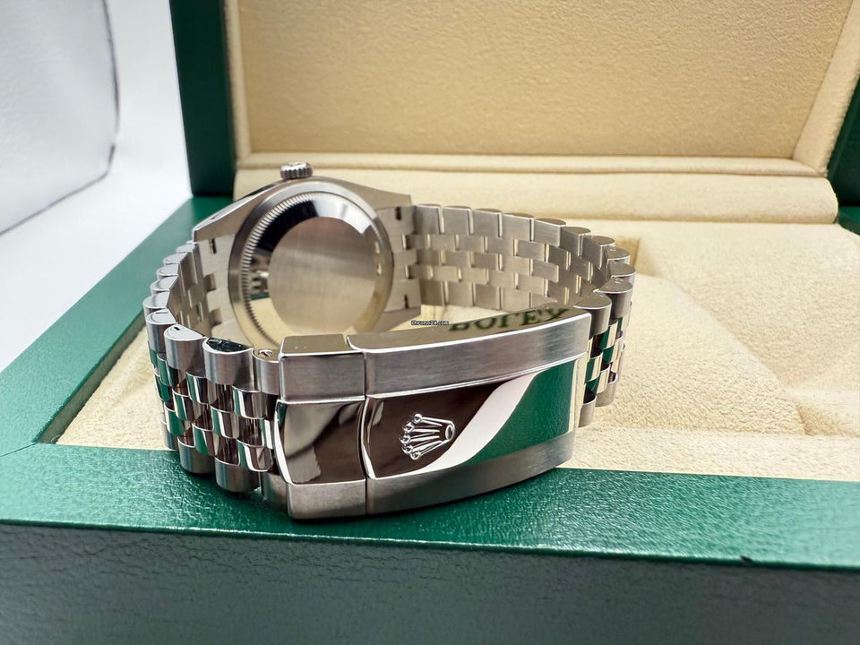 Rolex | Datejust | 126234 | Gold/Steel | 36 mm | Steel | Purple | Automatic