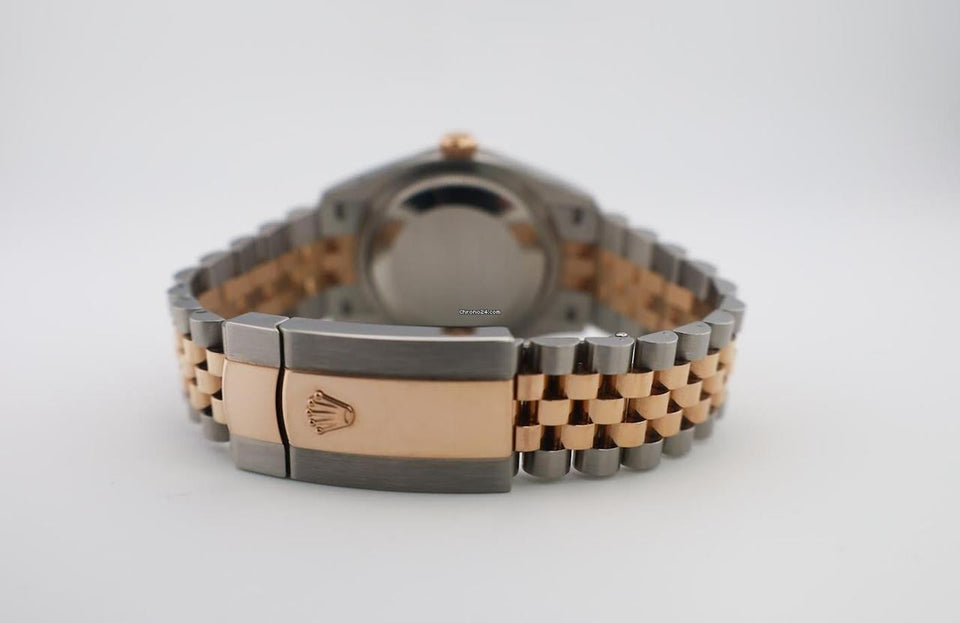 Rolex | Datejust | 126231 | Rose gold | 36 x 44 mm | Gold/Steel | White | Automatic