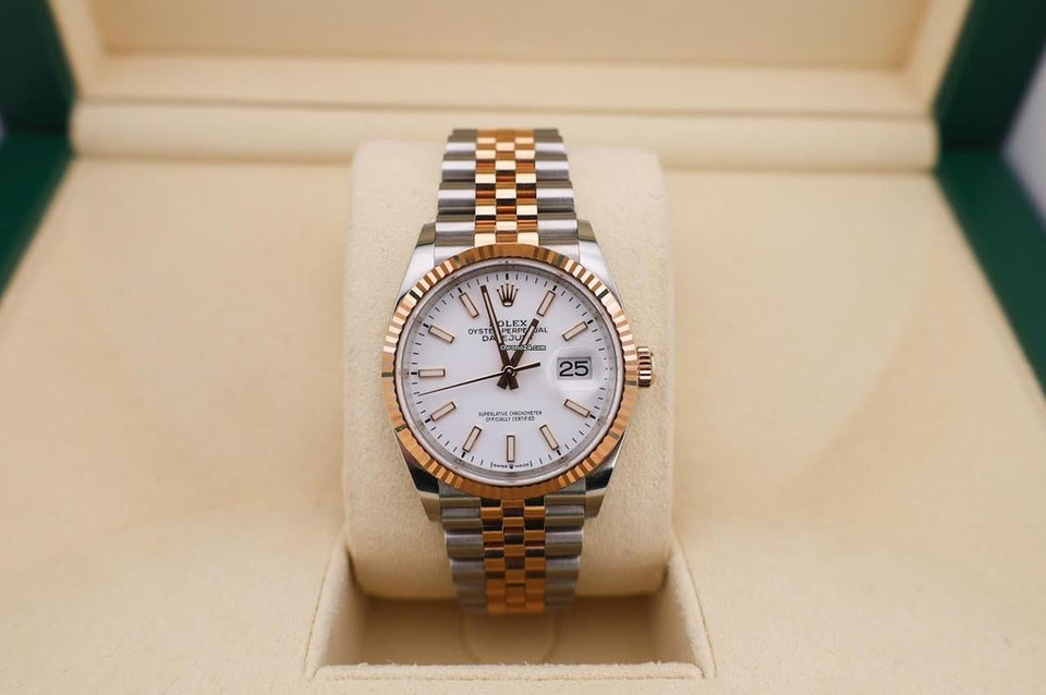 Rolex | Datejust | 126231 | Rose gold | 36 x 44 mm | Gold/Steel | White | Automatic