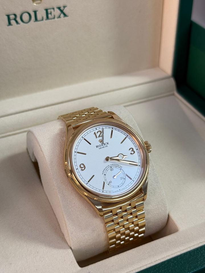 Rolex | 1908 | 52508 | Yellow gold | 39 mm | Yellow gold | Silver | Automatic