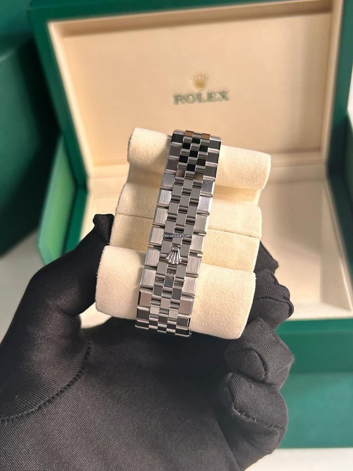 Rolex | Land-Dweller | 127234 | Steel | Steel | White | Automatic