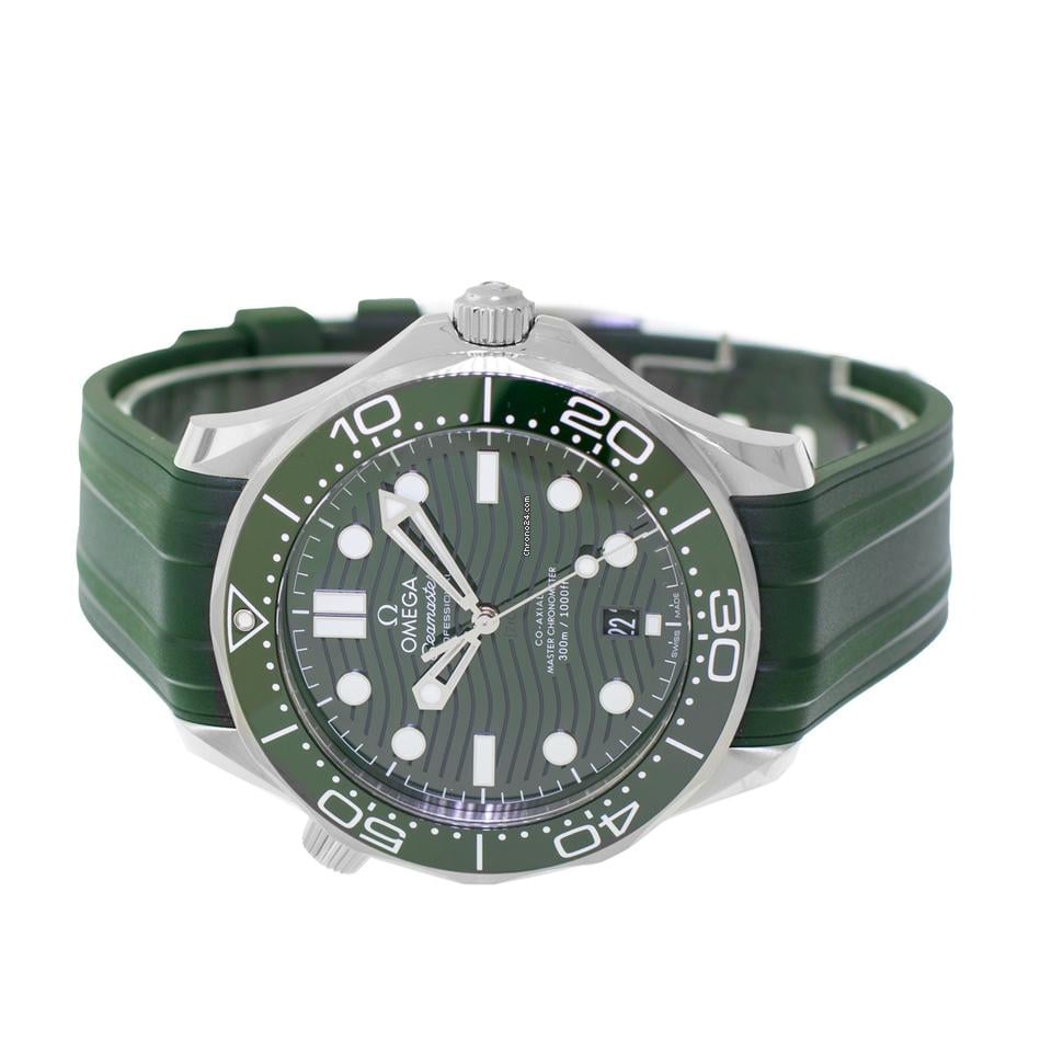 Omega Seamaster Diver 300 MStainless Steel Green Index Dial 210.32.42.20.01.001