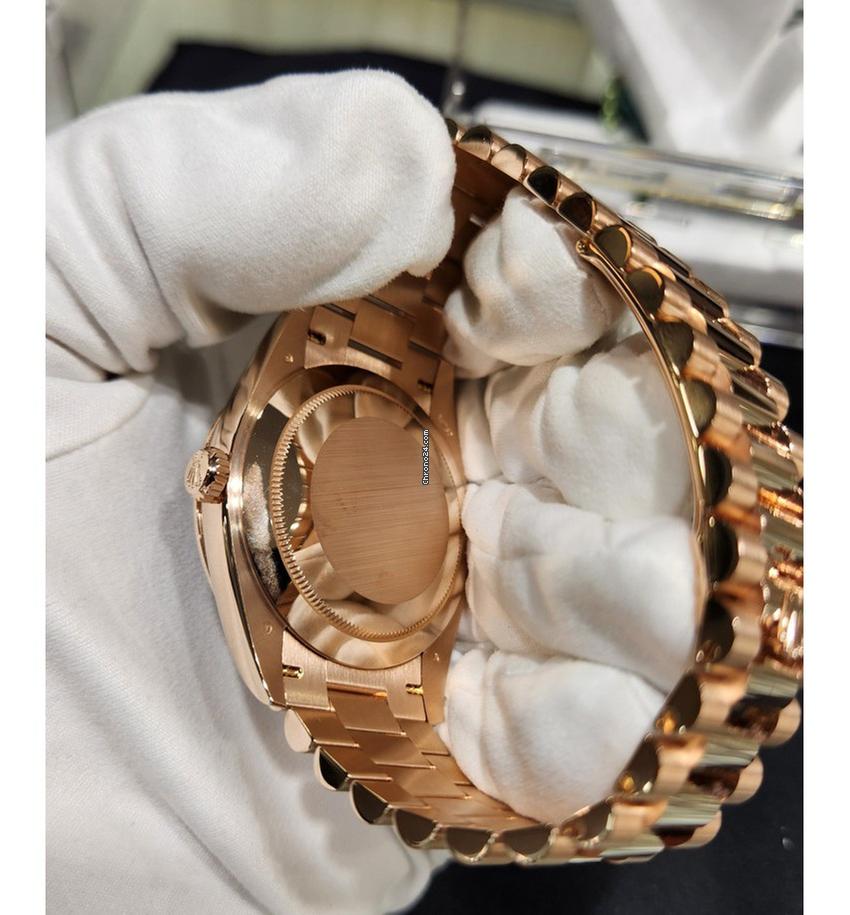 Rolex | Day-Date | 228345RBR | Rose gold | 40 mm | Rose gold | Brown | Automatic