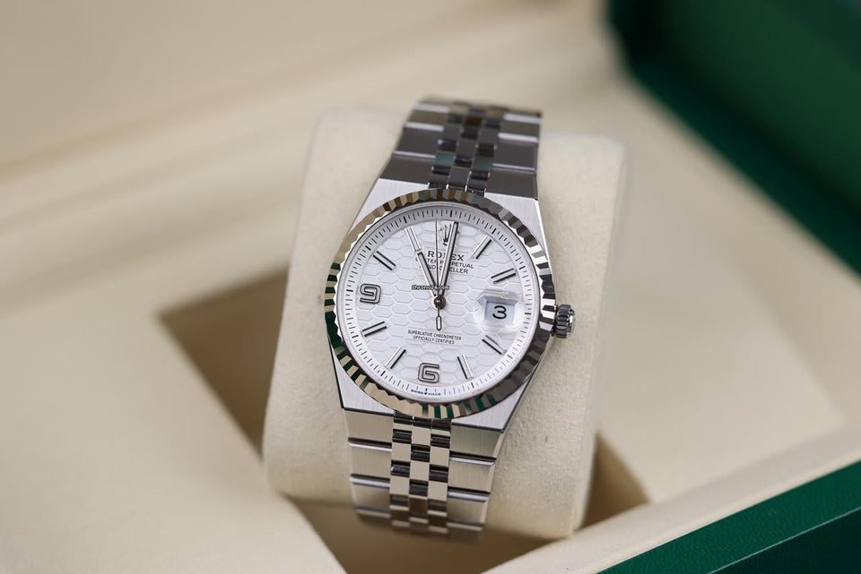 Rolex | Land-Dweller | 127234 | Steel | 36 mm | Steel | White | Automatic