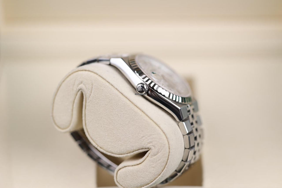 Rolex | Land-Dweller | 127234 | Steel | 36 mm | Steel | White | Automatic